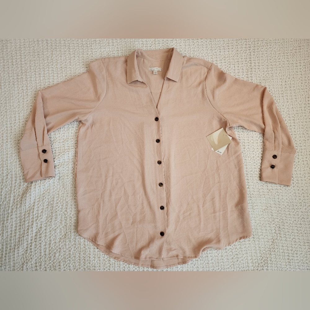 14th & Union Button down blouse Size XL